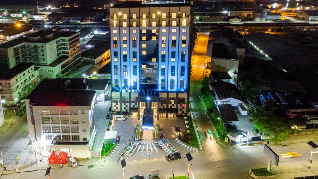 Krystal Palace Douala Eksteriør billede