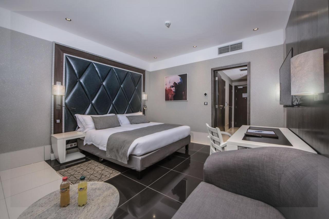 Krystal Palace Douala Eksteriør billede