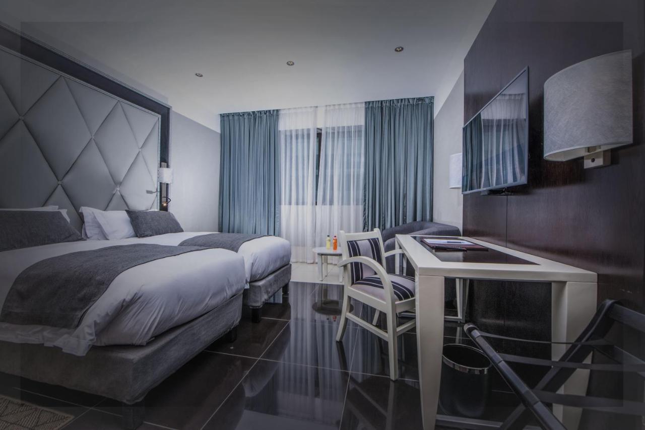 Krystal Palace Douala Eksteriør billede