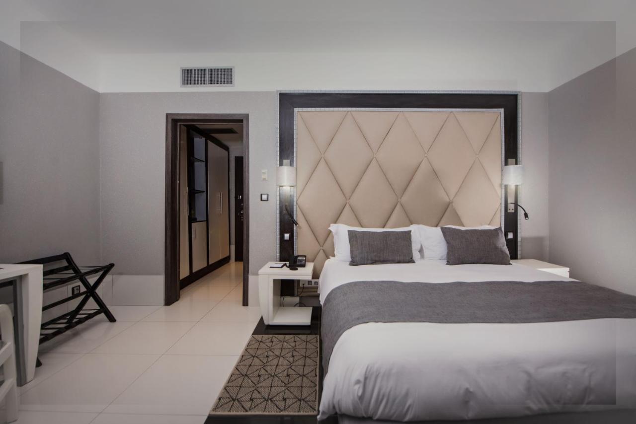 Krystal Palace Douala Eksteriør billede