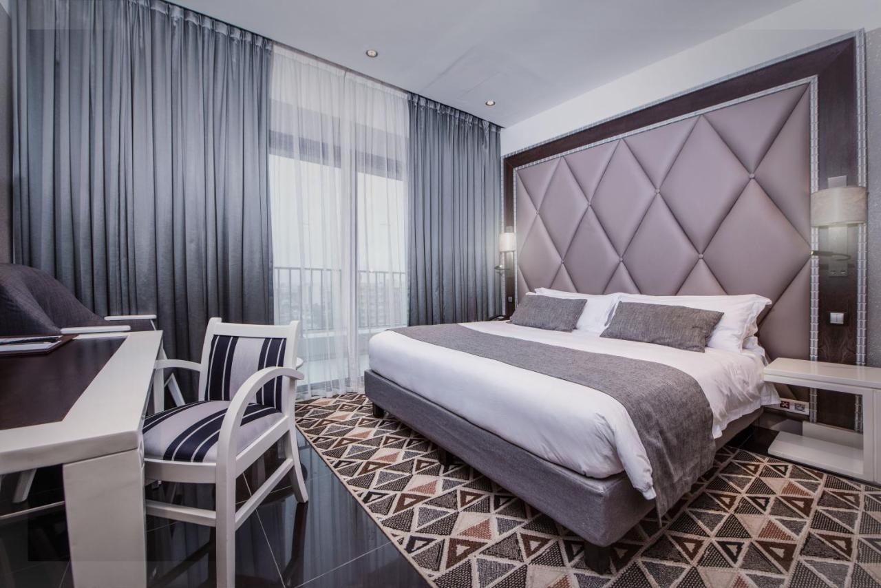 Krystal Palace Douala Eksteriør billede