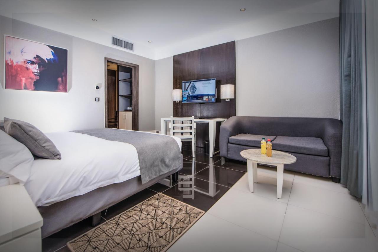 Krystal Palace Douala Eksteriør billede