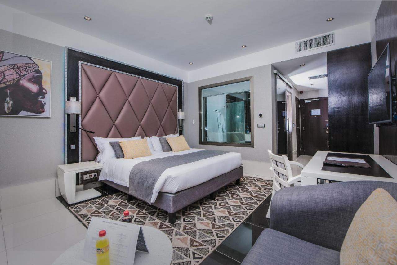 Krystal Palace Douala Eksteriør billede